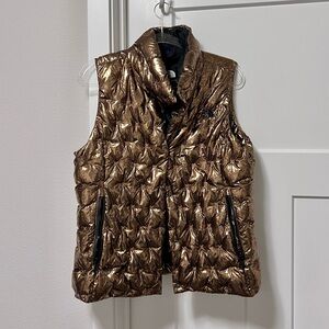North Face Vest dark metallic gold